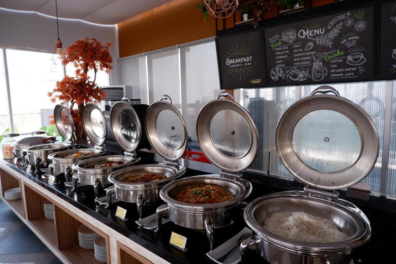 Maxone Platinum Hayam Wuruk Hotell Jakarta Exteriör bild