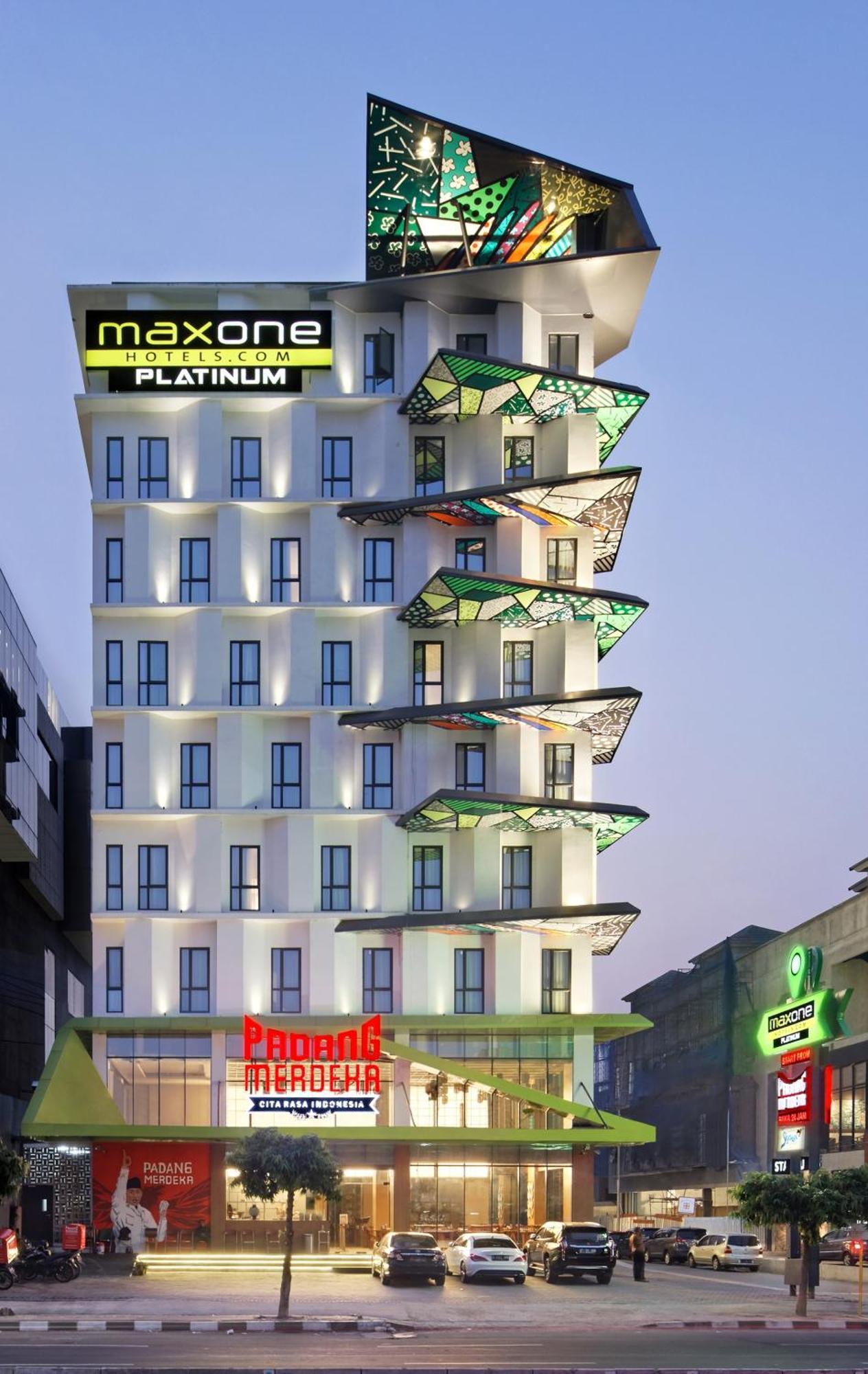 Maxone Platinum Hayam Wuruk Hotell Jakarta Exteriör bild