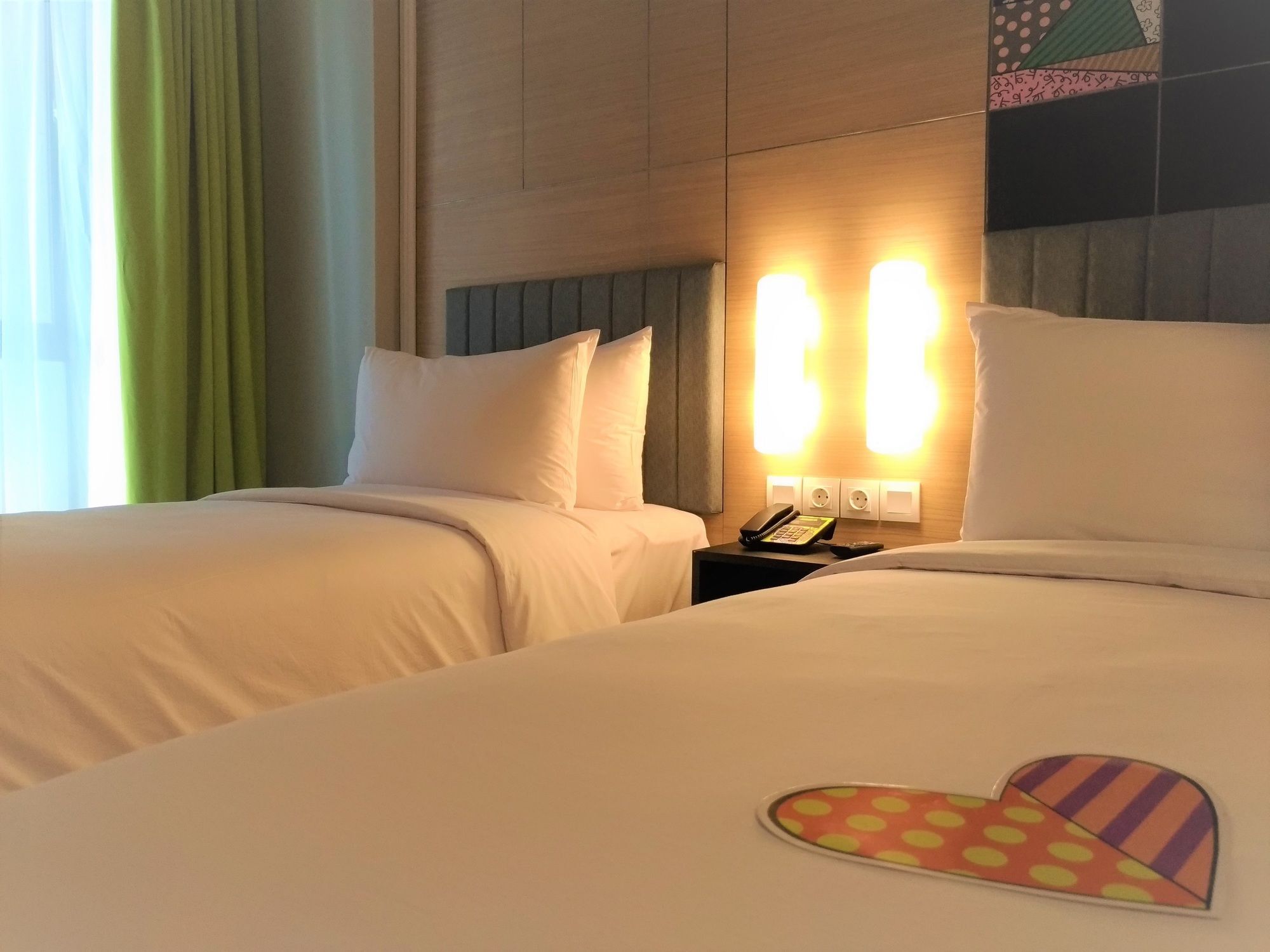 Maxone Platinum Hayam Wuruk Hotell Jakarta Exteriör bild