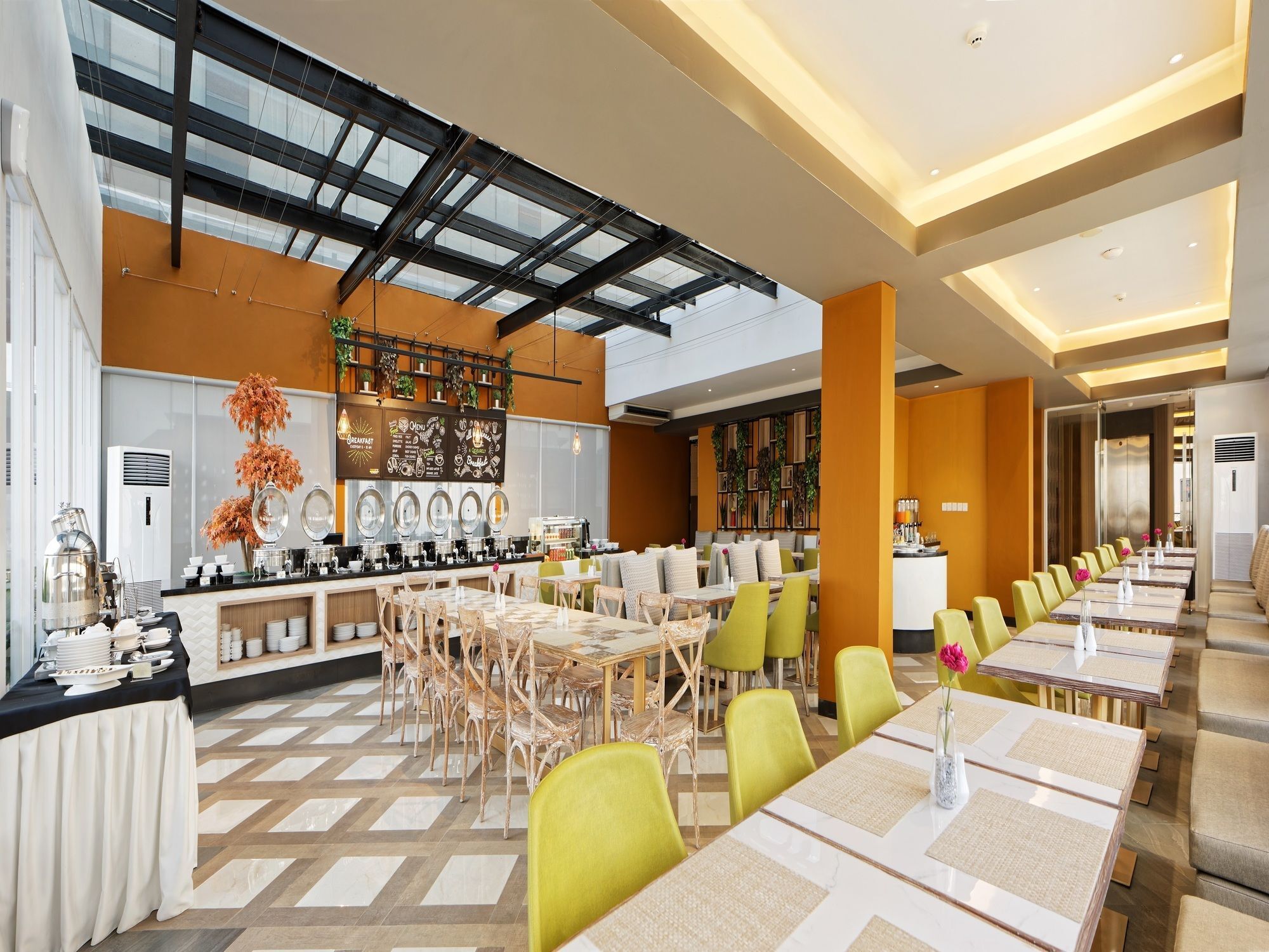Maxone Platinum Hayam Wuruk Hotell Jakarta Exteriör bild